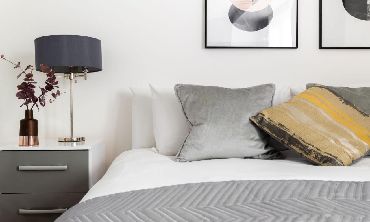 Spacious And Modern 4 Bed Apartment Next To Borough Station Londra Dış mekan fotoğraf