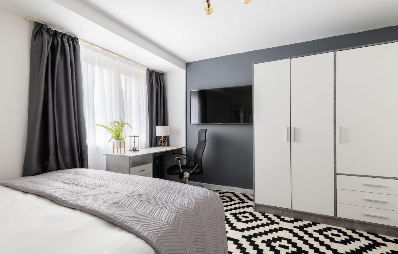Spacious And Modern 4 Bed Apartment Next To Borough Station Londra Dış mekan fotoğraf